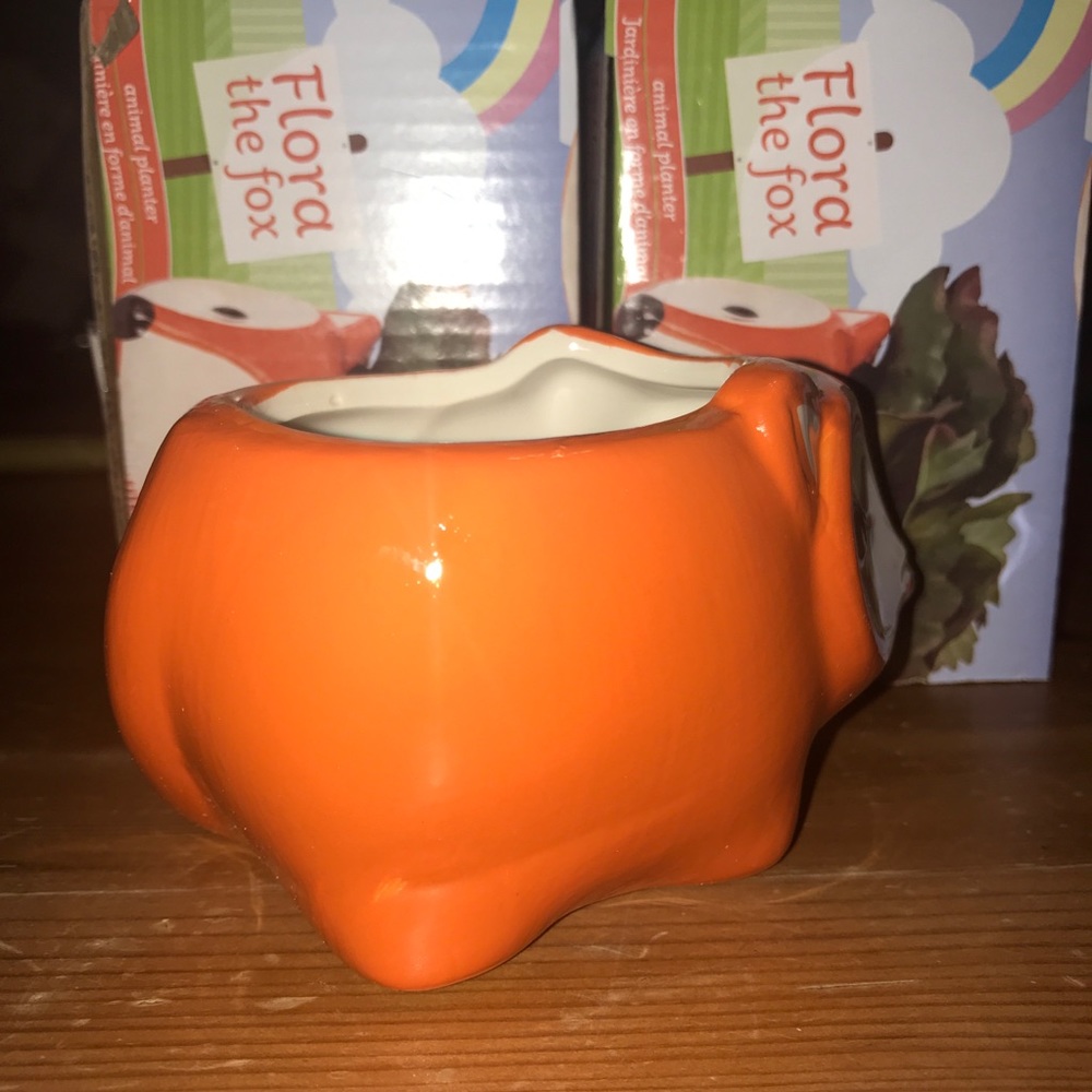 2/$20 Small Fox Ceramic Planter - Picture 3 of 12